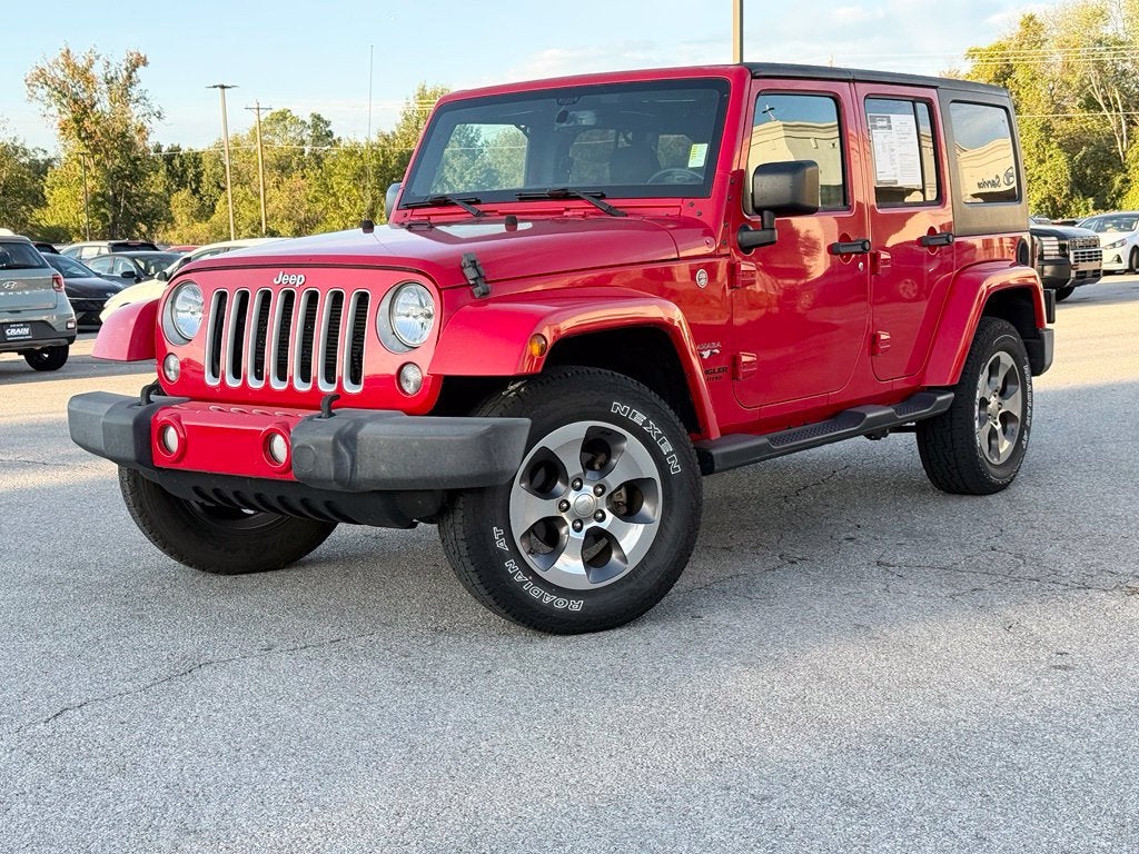 2016 Jeep Wrangler Unlimited Sahara - 4WD / CARFAX ONE OWNER