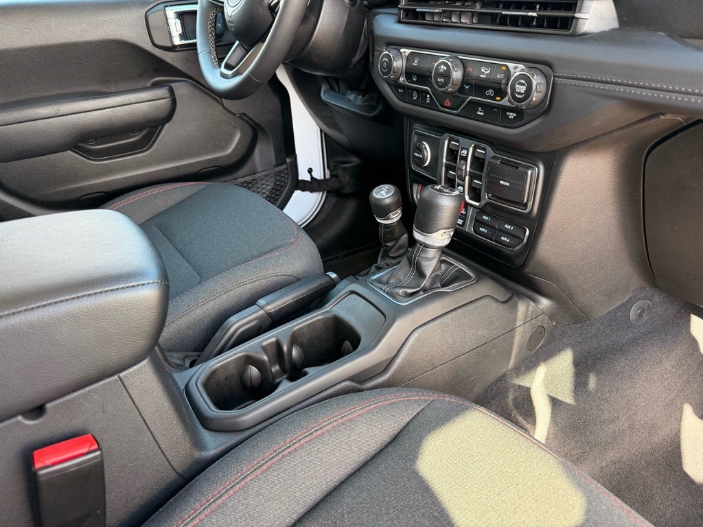 2025 Jeep Wrangler Rubicon ONE OWNER CARFAX