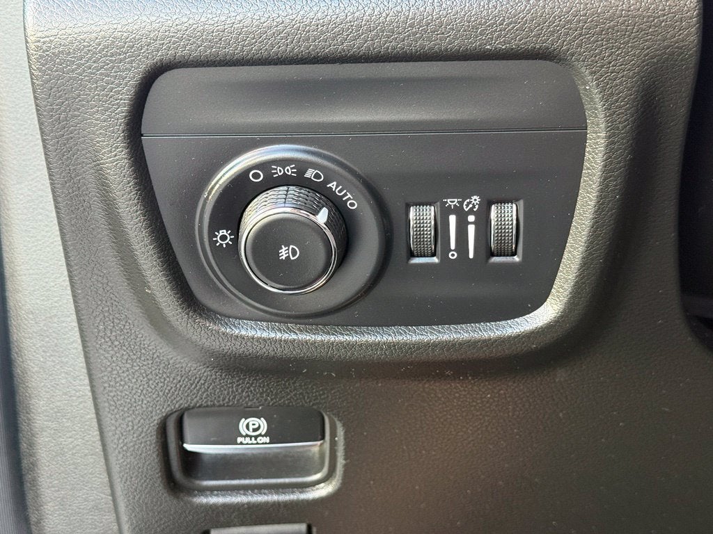 2024 Jeep Grand Cherokee L Limited - 4WD | PANORAMIC SUNROOF