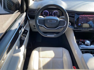 2024 Jeep Wagoneer Base