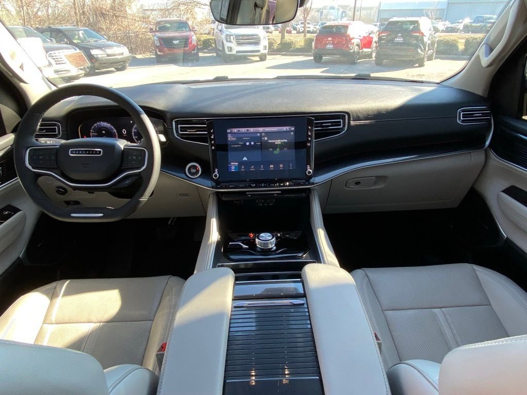 2024 Jeep Wagoneer Base