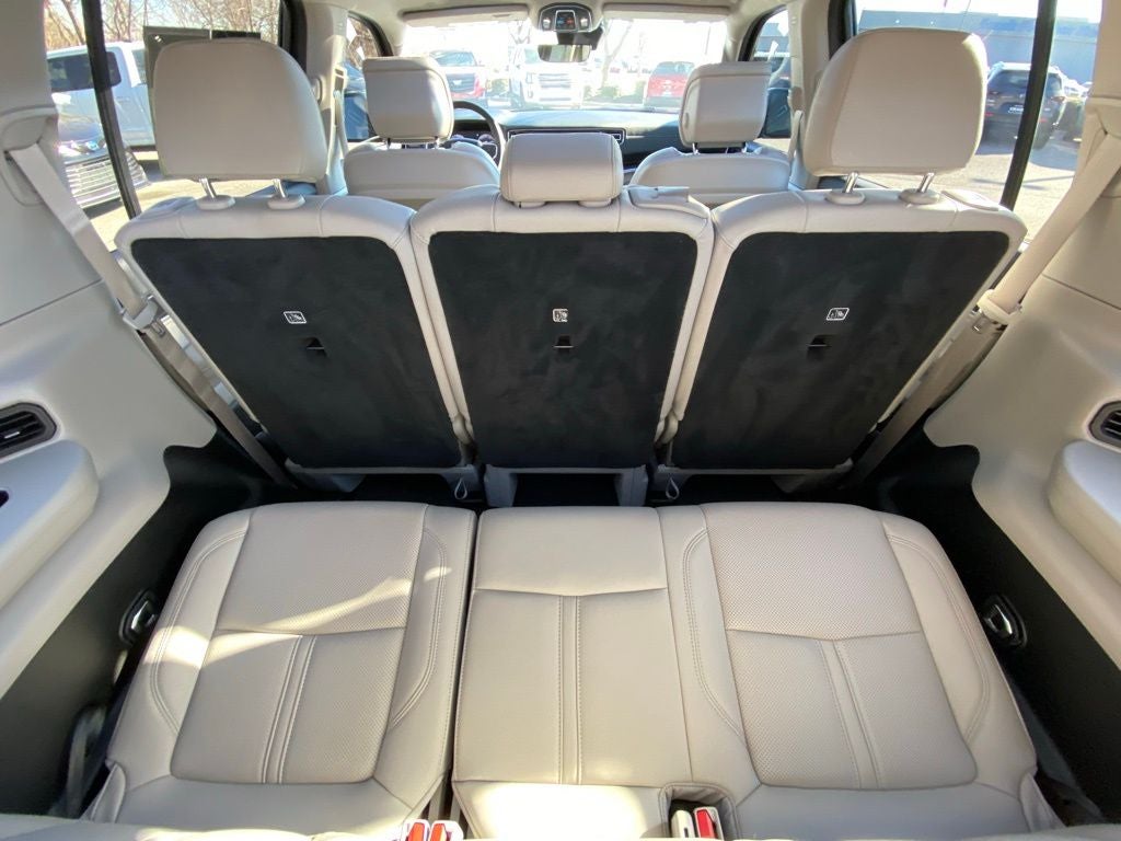 2024 Jeep Wagoneer Base