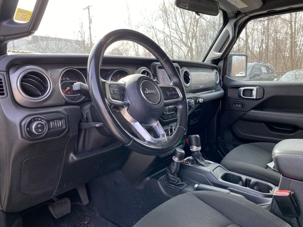 2021 Jeep Gladiator Overland