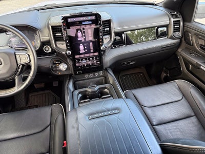 2026 RAM 1500 Limited - 4WD / PANORAMIC SUNROOF / CLEAN CARFAX