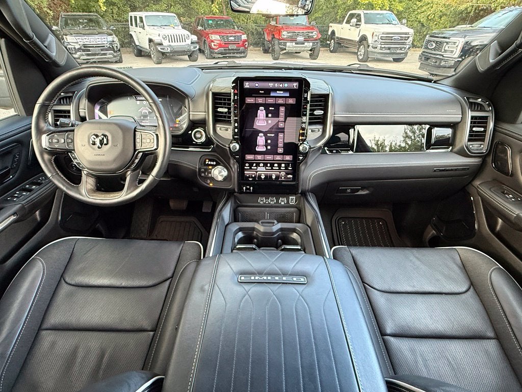 2026 RAM 1500 Limited - 4WD / PANORAMIC SUNROOF / CLEAN CARFAX