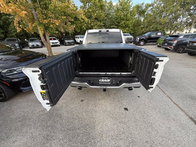 2026 RAM 1500 Limited - 4WD / PANORAMIC SUNROOF / CLEAN CARFAX
