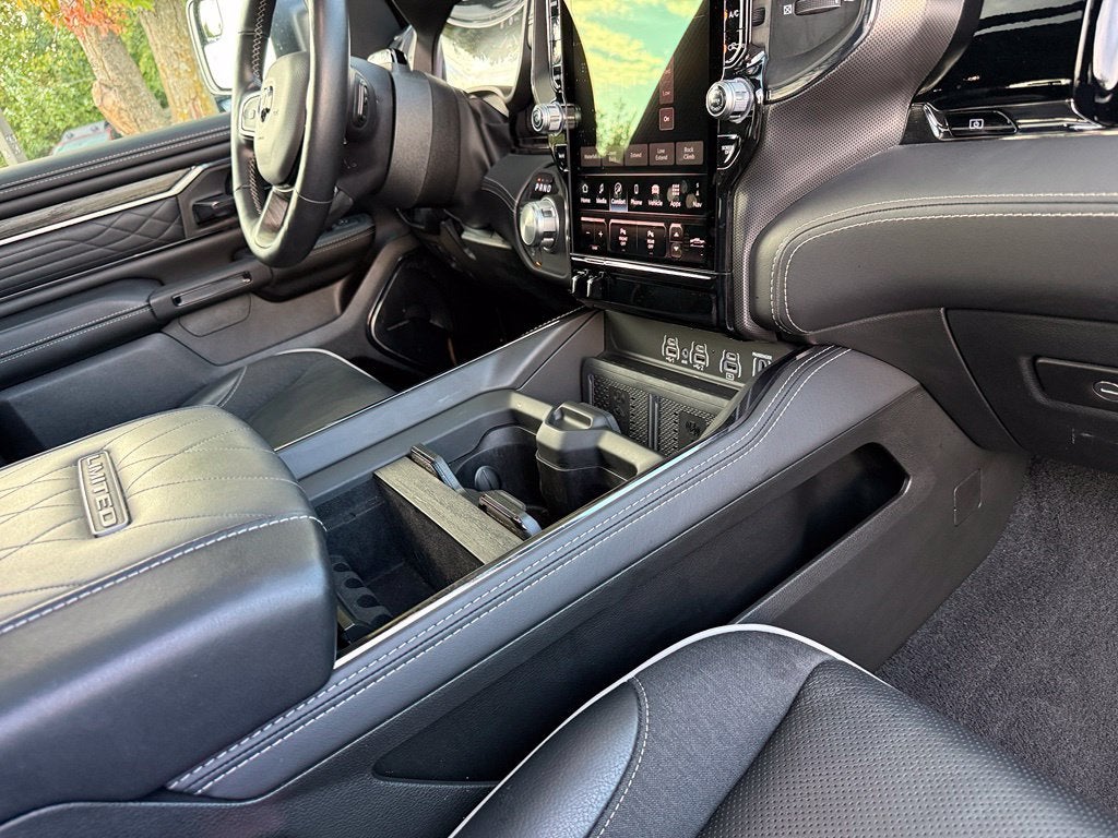 2026 RAM 1500 Limited - 4WD / PANORAMIC SUNROOF / CLEAN CARFAX