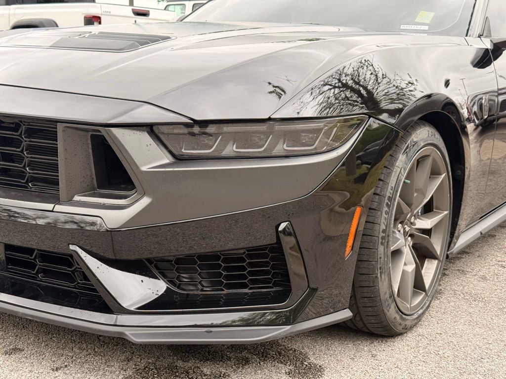 2024 Ford Mustang Dark Horse LOW MILES