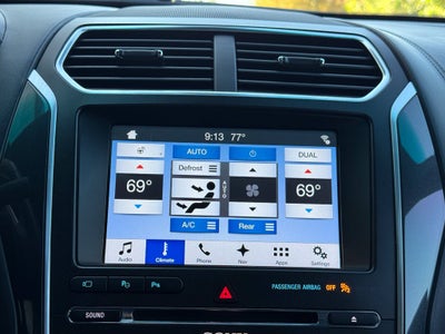 2017 Ford Explorer Platinum - 4WD