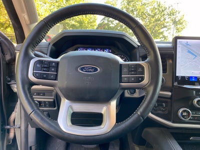 2024 Ford Expedition Max XLT - 4WD / PANORAMIC SUNROOF / ONE OWNER