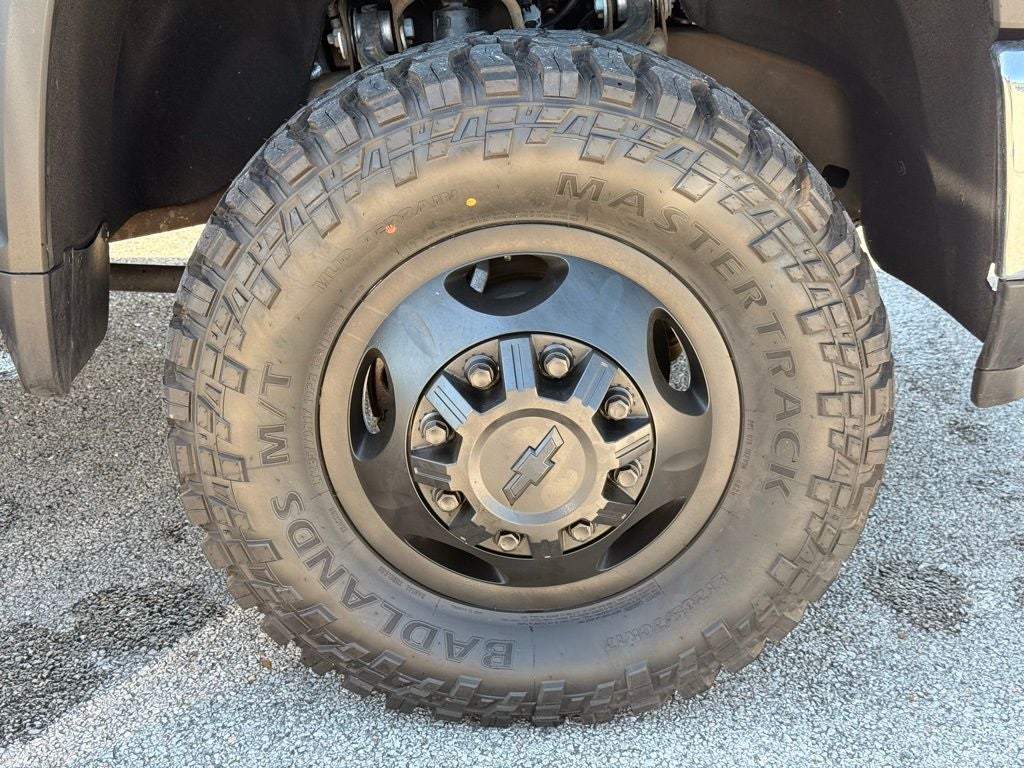 2025 Chevrolet Silverado 3500HD LT Lifted Big Wheels & Tires