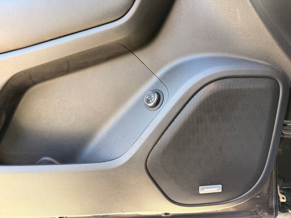 2017 GMC Acadia Denali LOW MILES!!