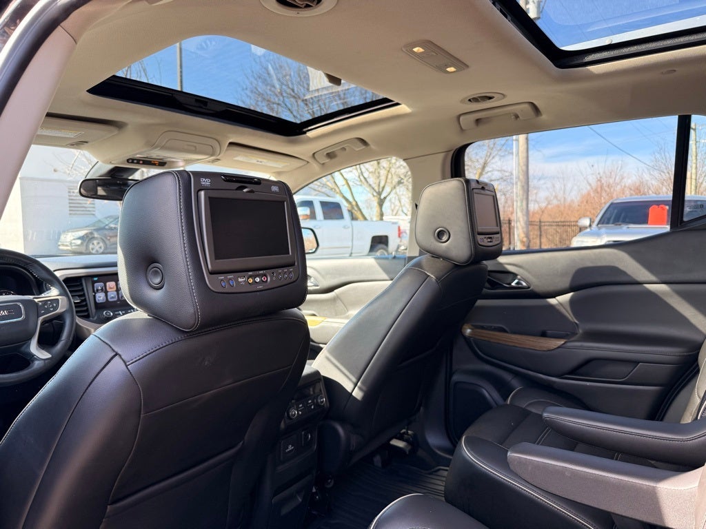 2017 GMC Acadia Denali LOW MILES!!