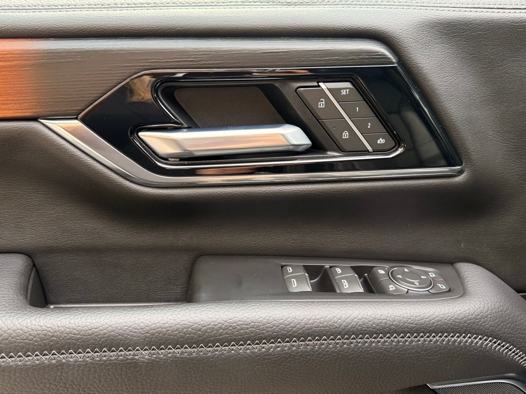 2025 GMC Yukon Denali HEADS UP DISPLAY