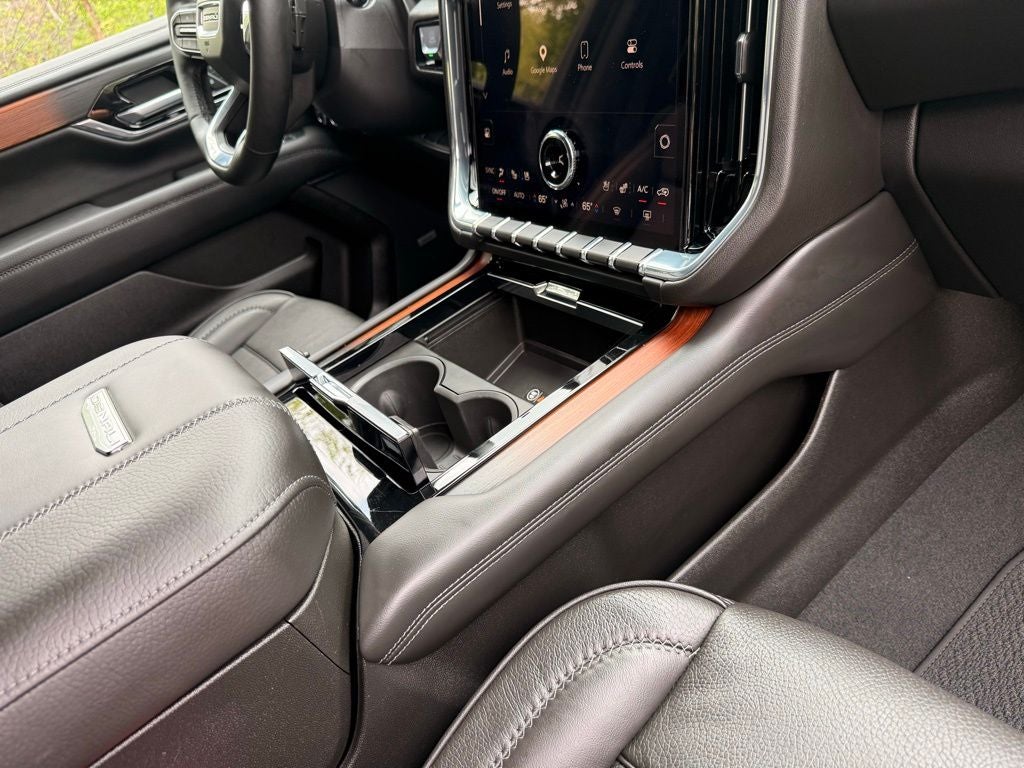 2025 GMC Yukon Denali HEADS UP DISPLAY