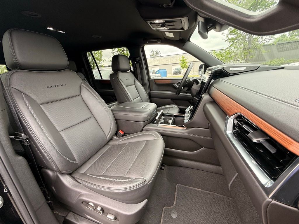 2025 GMC Yukon XL Denali HEADS UP DISPLAY