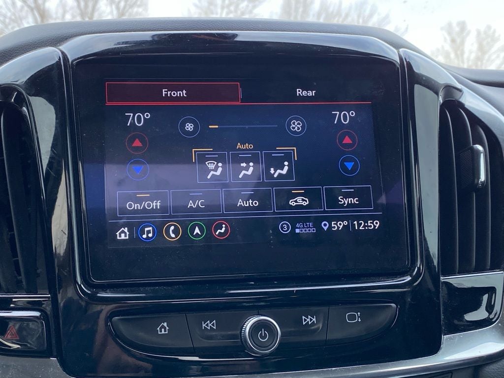 2021 Chevrolet Traverse Premier