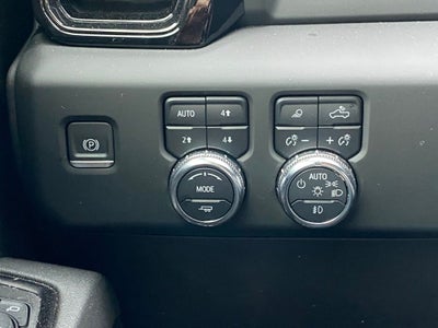 2024 GMC Sierra 1500 AT4 4WD