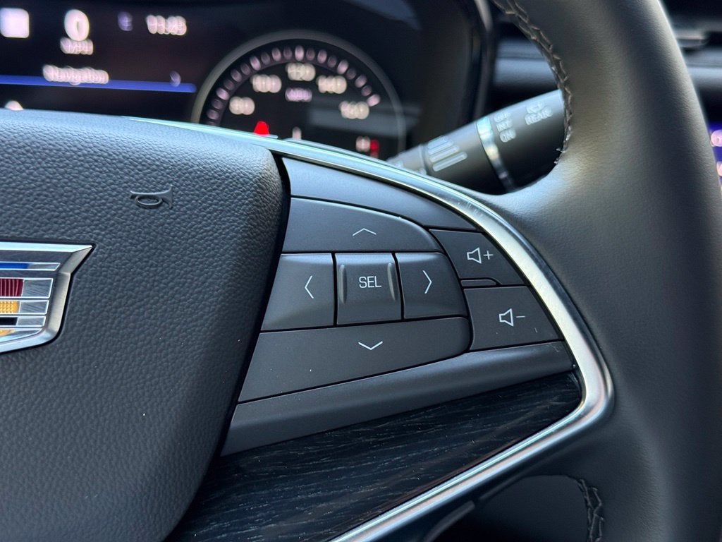 2026 Cadillac XT5 Premium Luxury - AWD / SUNROOF / ONE OWNER
