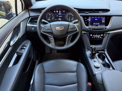 2026 Cadillac XT5 Premium Luxury - AWD / SUNROOF / ONE OWNER