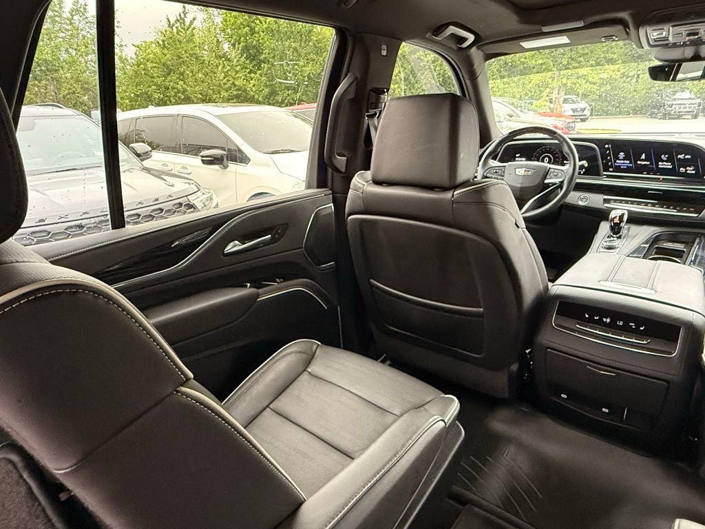 2023 Cadillac Escalade Sport