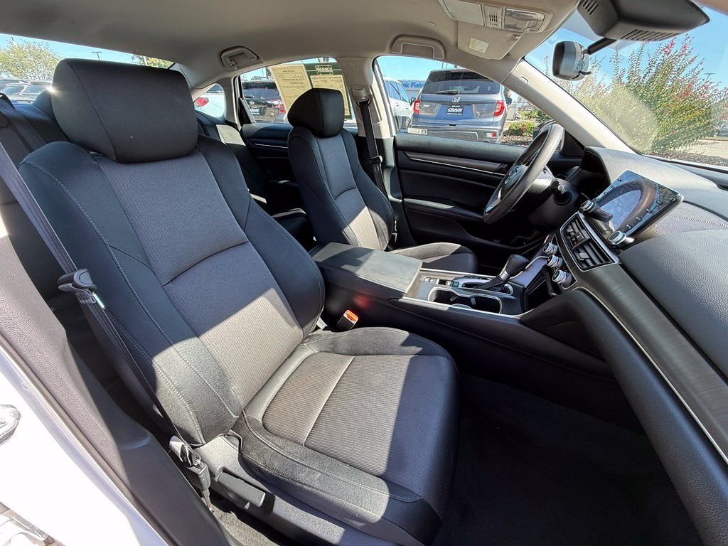 2021 Honda Accord LX - CLEAN CARFAX HISTORY