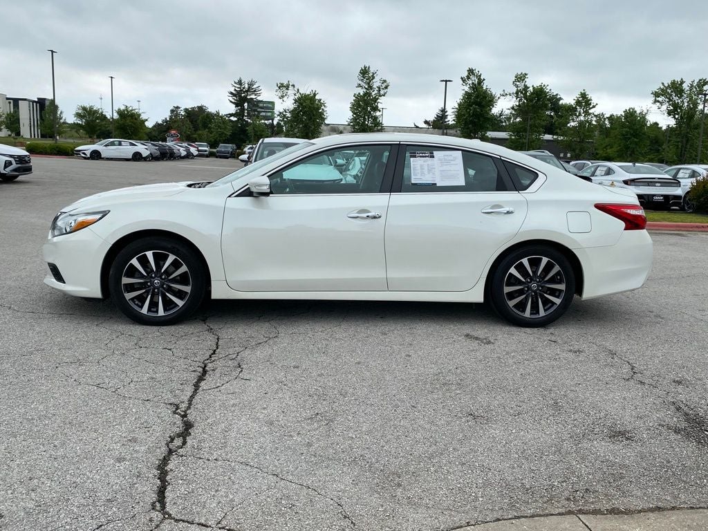 2016 Nissan Altima 2.5 SL SUPER LOW MILES