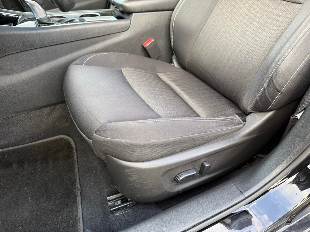 2021 Nissan Altima 2.5 SV 1 Owner / CARPLAY