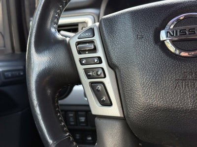 2017 Nissan Titan PRO-4X - 4WD / LEATHER