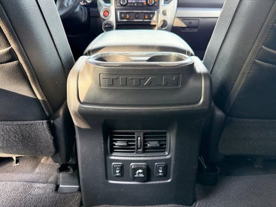 2017 Nissan Titan PRO-4X - 4WD / LEATHER