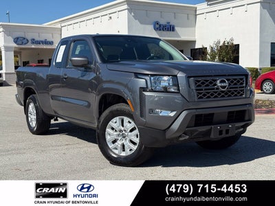2024 Nissan Frontier SV - 4WD / CLEAN CARFAX / ONE OWNER