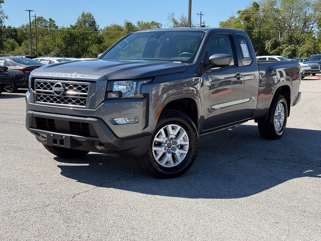 2024 Nissan Frontier SV - 4WD / CLEAN CARFAX / ONE OWNER