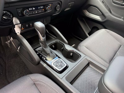 2026 Nissan Frontier SV - 4WD / CLEAN CARFAX / ONE OWNER