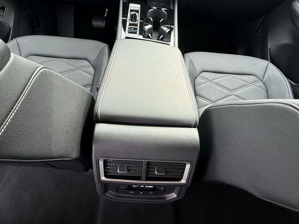 2025 Volkswagen Atlas 2.0T SE w/Technology ONE OWNER CAR FAX