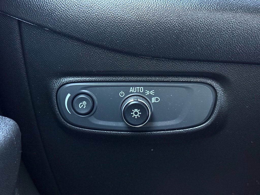 2022 Chevrolet Equinox LT - CLEAN CARFAX