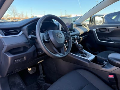 2024 Toyota RAV4 LE CLEAN CARFAX