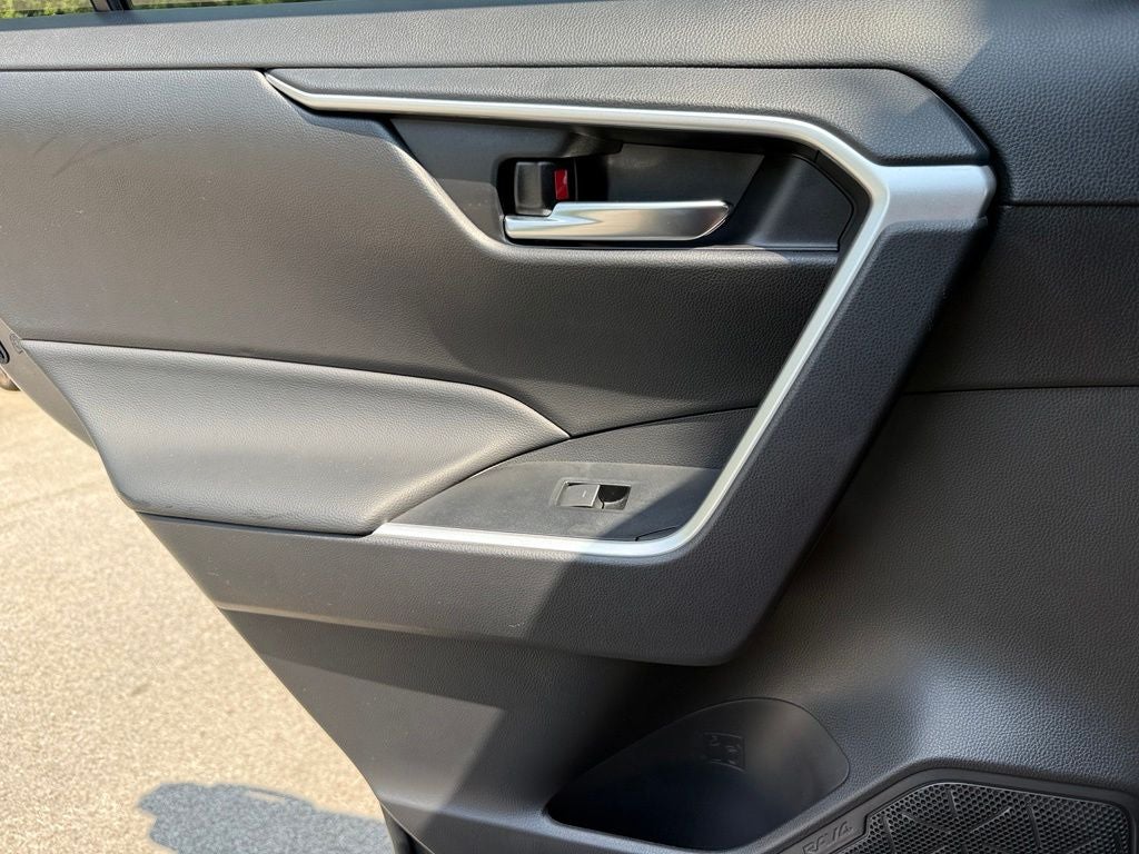 2024 Toyota RAV4 XLE - AWD