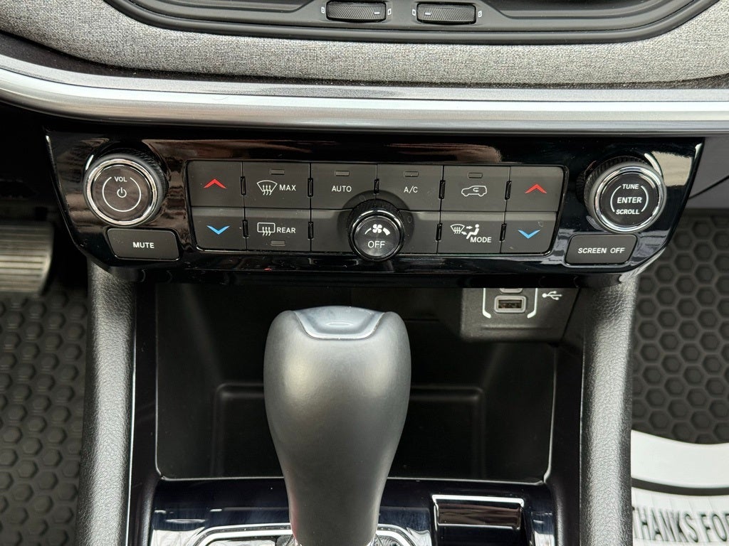 2025 Jeep Compass Latitude ONE OWNER CARFAX