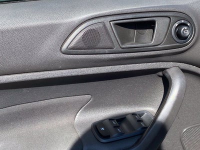 2018 Ford Fiesta SE - SALVAGE TITLE / AS-IS