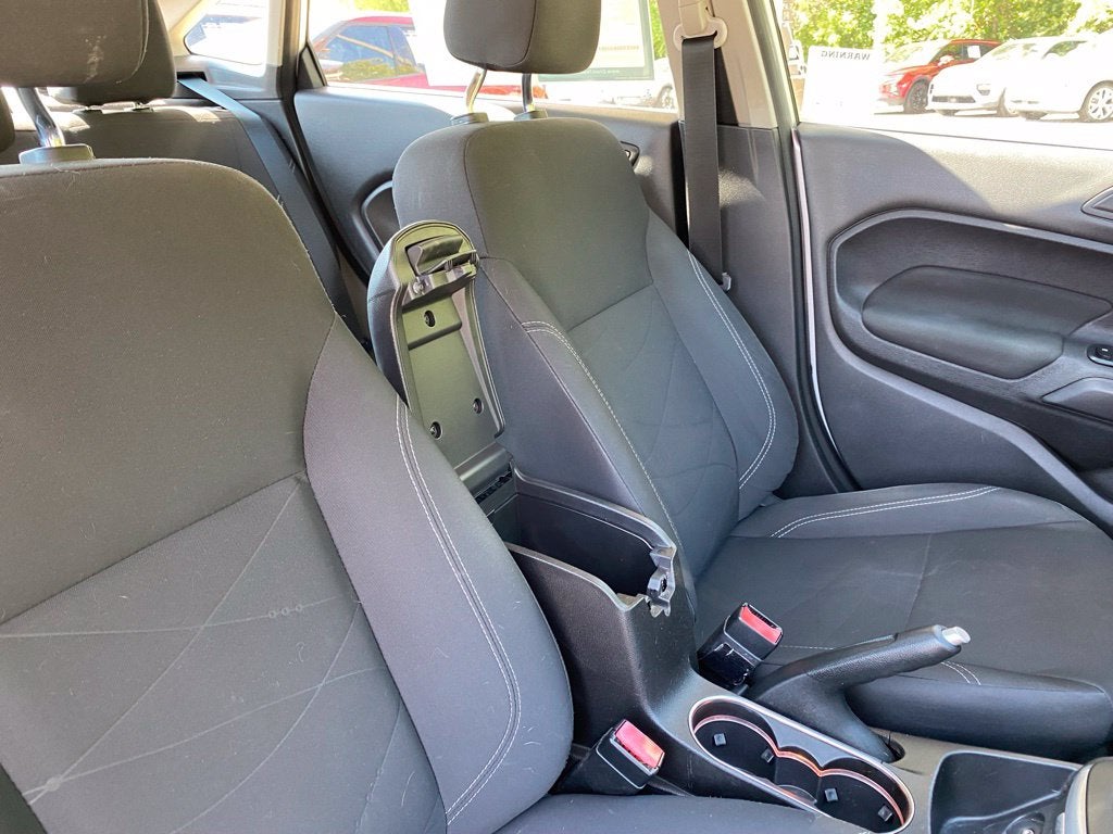 2018 Ford Fiesta SE - SALVAGE TITLE / AS-IS