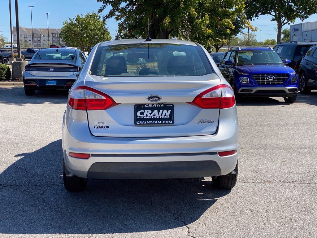 2018 Ford Fiesta SE - SALVAGE TITLE / AS-IS