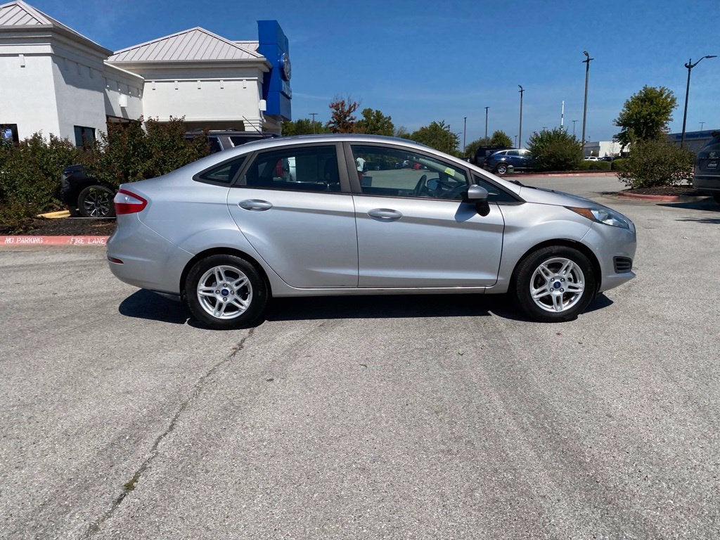 2018 Ford Fiesta SE - SALVAGE TITLE / AS-IS