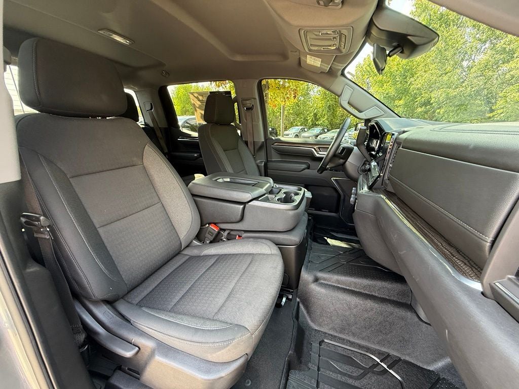 2024 Chevrolet Silverado 1500 LT CLEAN CARFAX