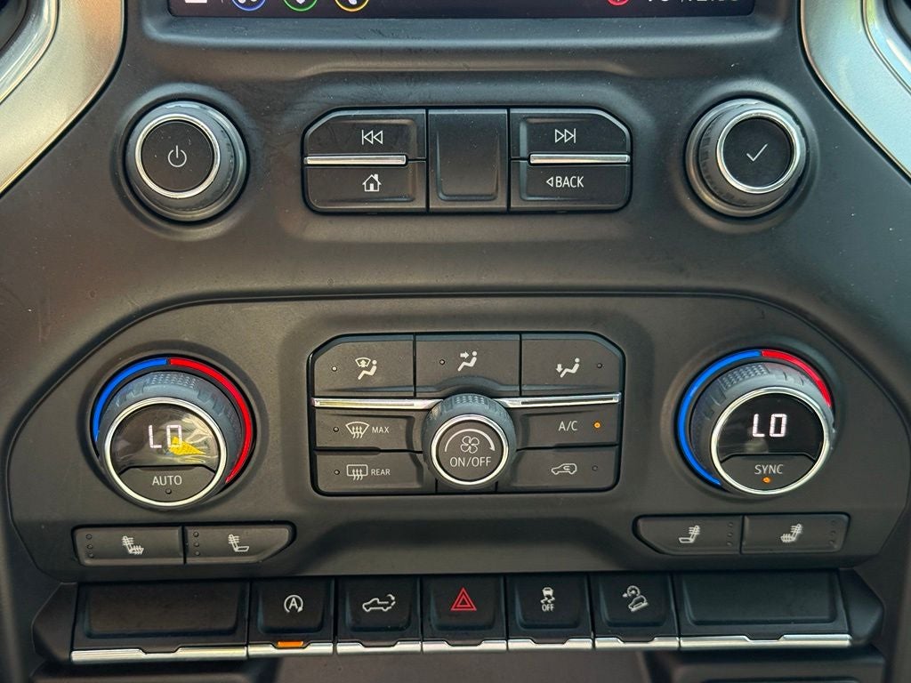 2021 Chevrolet Silverado 1500 LT - 4WD / CLEAN CARFAX HISTORY