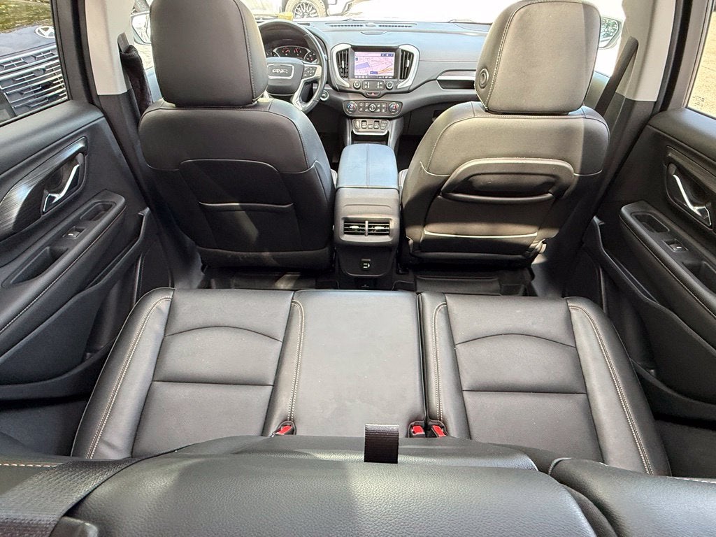 2020 GMC Terrain SLT - AWD / PANORAMIC SUNROOF / CLEAN CARFAX