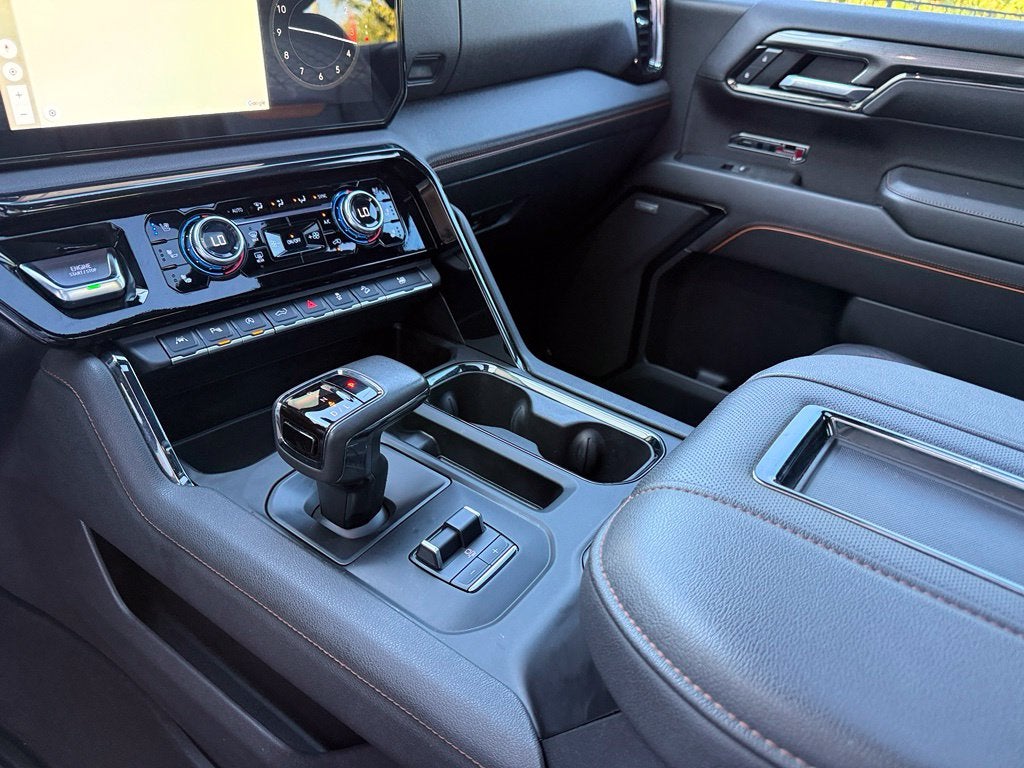 2022 GMC Sierra 1500 AT4 Premium - 4WD / SUNROOF / CLEAN CARFAX