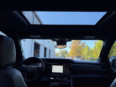 2022 GMC Sierra 1500 AT4 Premium - 4WD / SUNROOF / CLEAN CARFAX