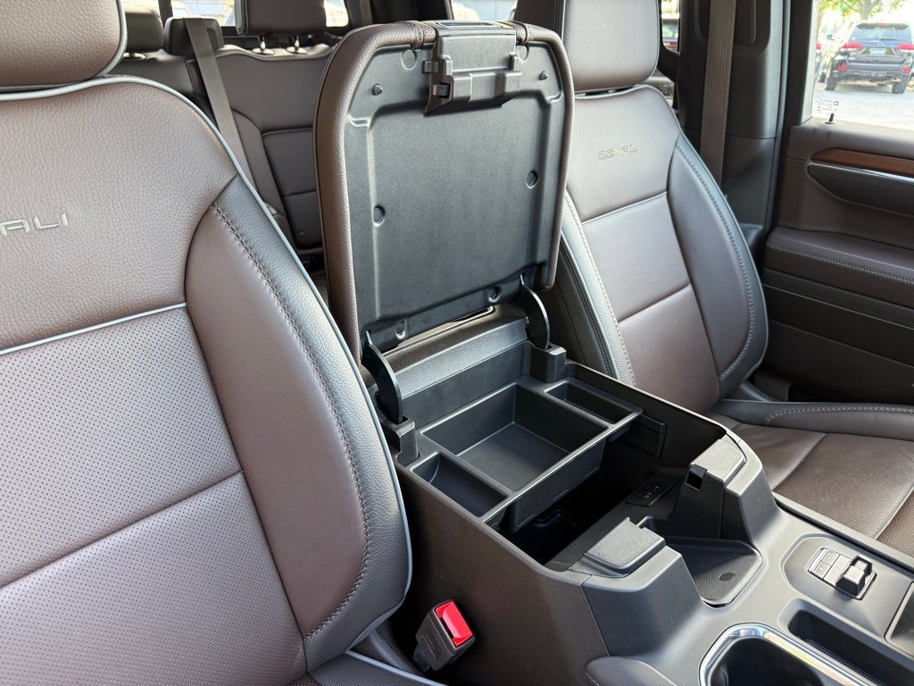 2023 GMC Sierra 1500 Denali V8 / 4x4 / 1-OWNER CLEAN CARFAX