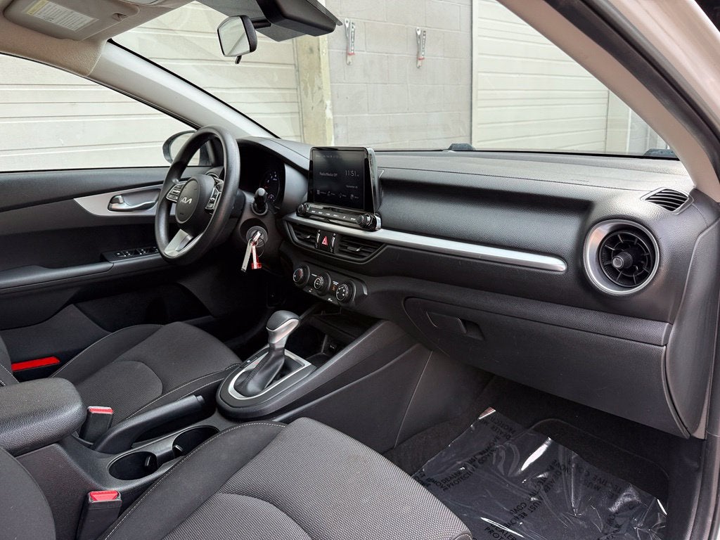 2024 Kia Forte LXS