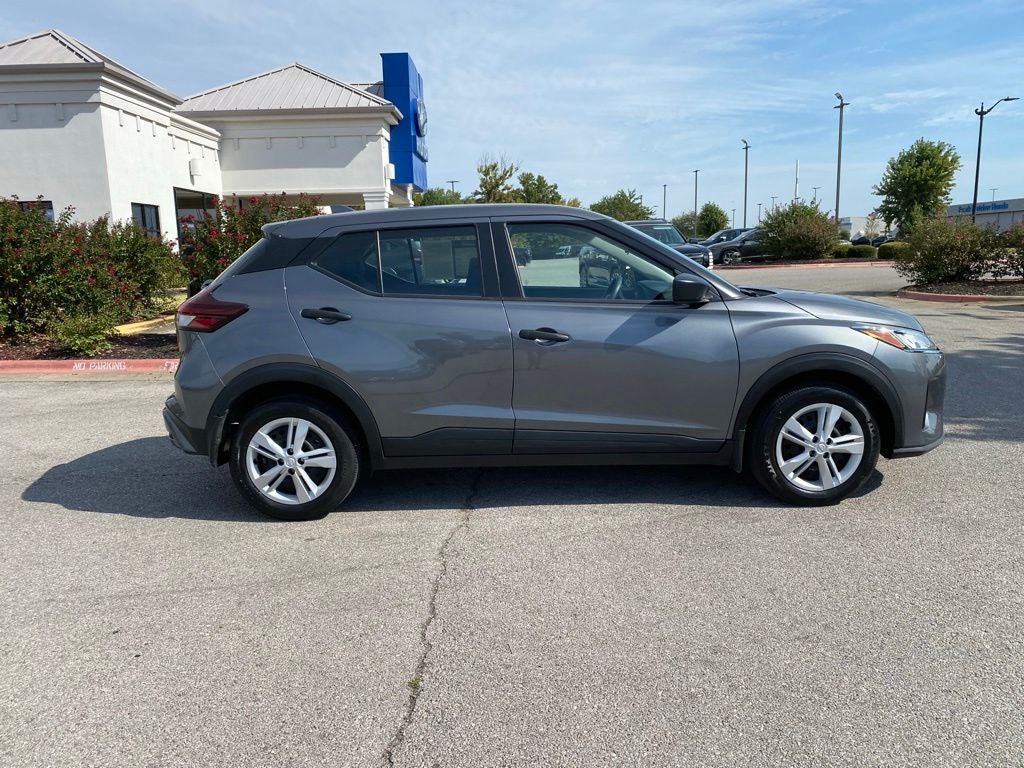 2024 Nissan Kicks S
